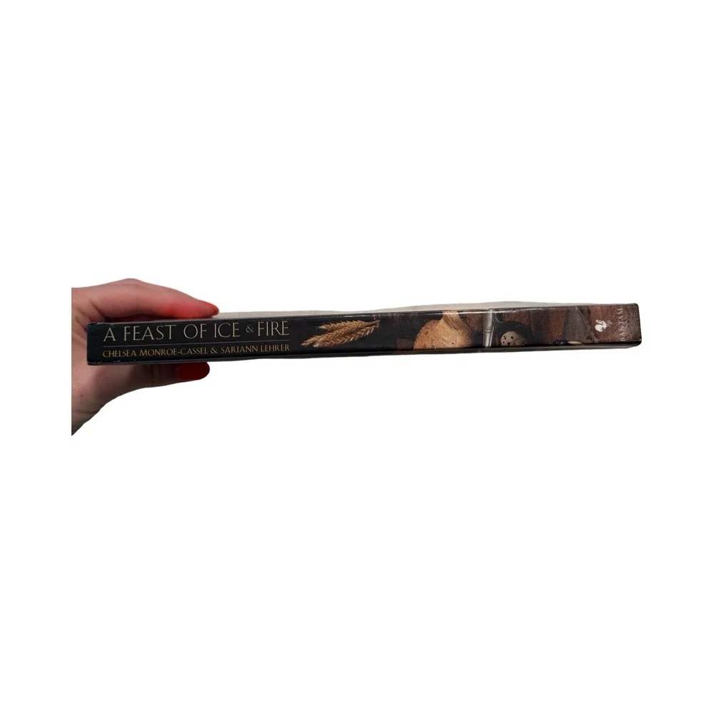 A Feast of Ice and Fire Game of Thrones Official Companion Cookbook Hardcover